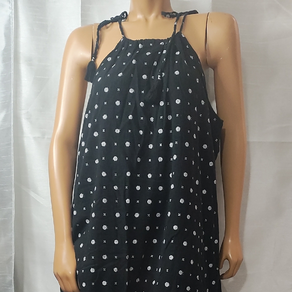 Old Navy Black and White Dress Size XXL